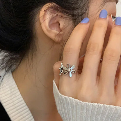VENTFILLE 925 Sterling Silver Flower Ring | Hollow Out Retro Jewelry for Women
