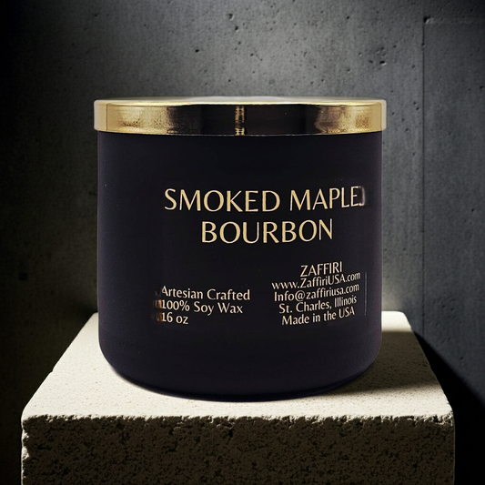 BOURBON À L'ÉRABLE FUMÉ | Bougie de 16oz en cire de soja - Parfum par ZAFFIRI