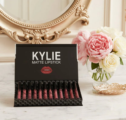 KYLIE Set de Brillos Labiales Mate 12 Lazos