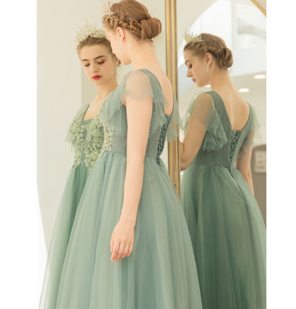 Nouvelle robe de mariée vert clair pour porter un toast