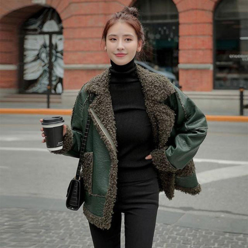 Manteau en pure laine d'agneau uni pour femme avec fourrure