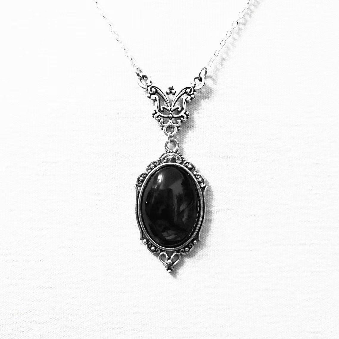Collar de cristal de cuarzo rojo vintage