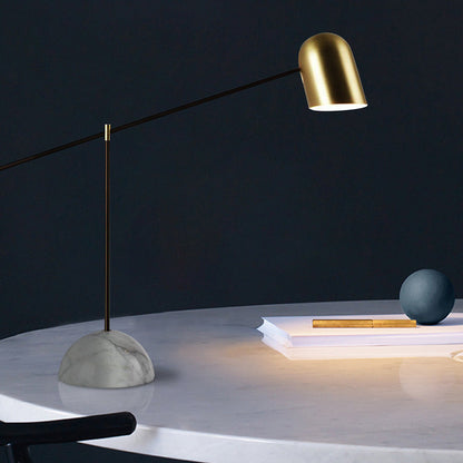 Lámpara de mesa de hotel, modelo de metal y mármol simple