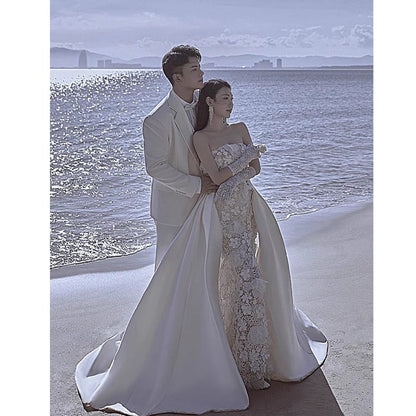 Robe de mariée sirène traîne en satin, haut bustier en dentelle, style français