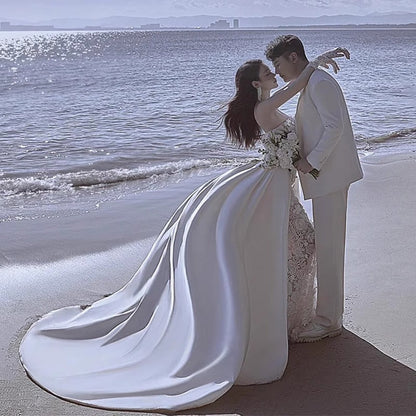 Robe de mariée sirène traîne en satin, haut bustier en dentelle, style français