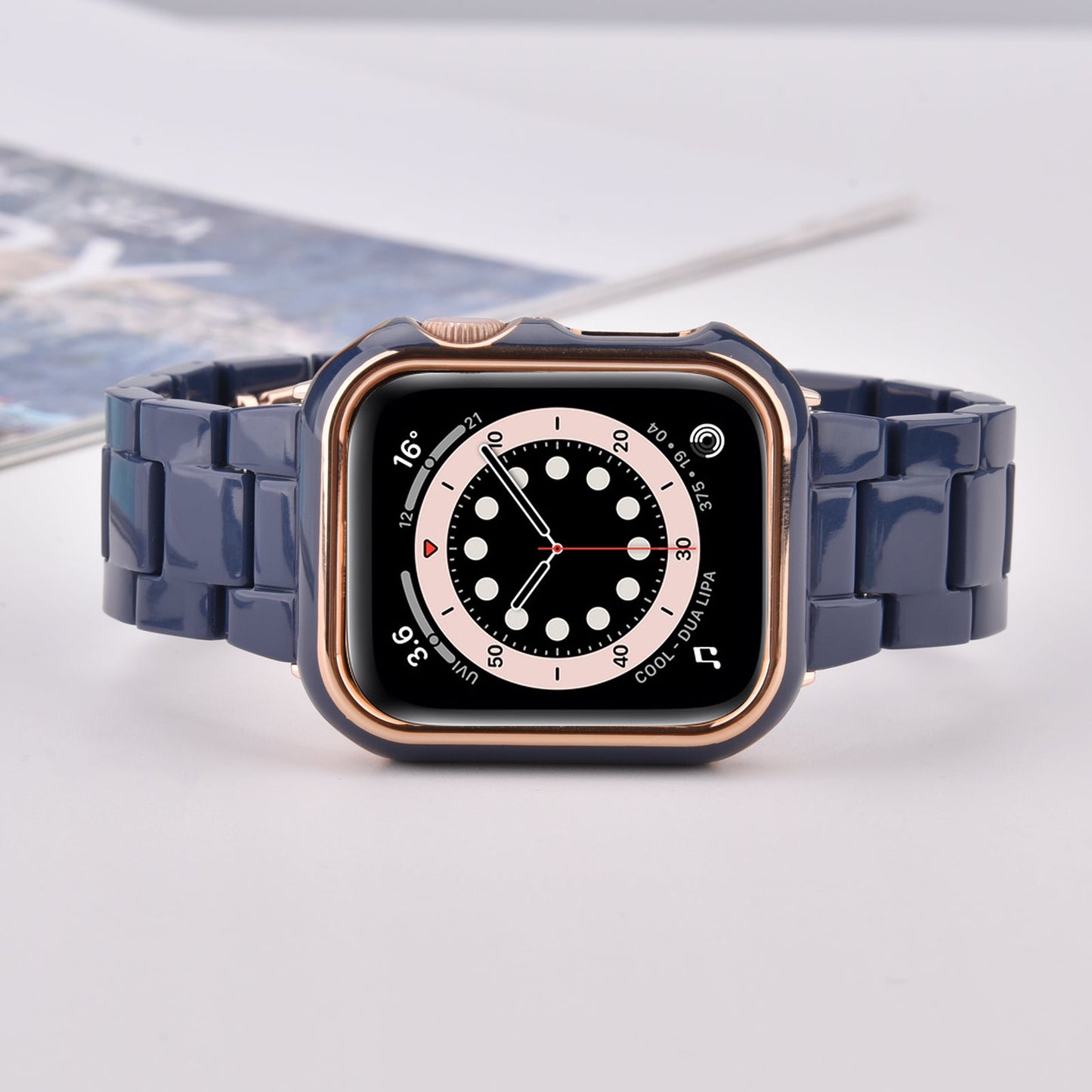 Bracelet en résine avec étui pare-chocs pour Apple Watch 40mm et 44mm