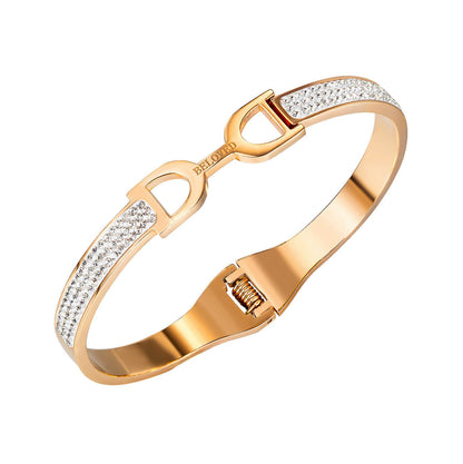 Fashion Light Luxury Tassel Letter D Titanium Steel Bracelet Women