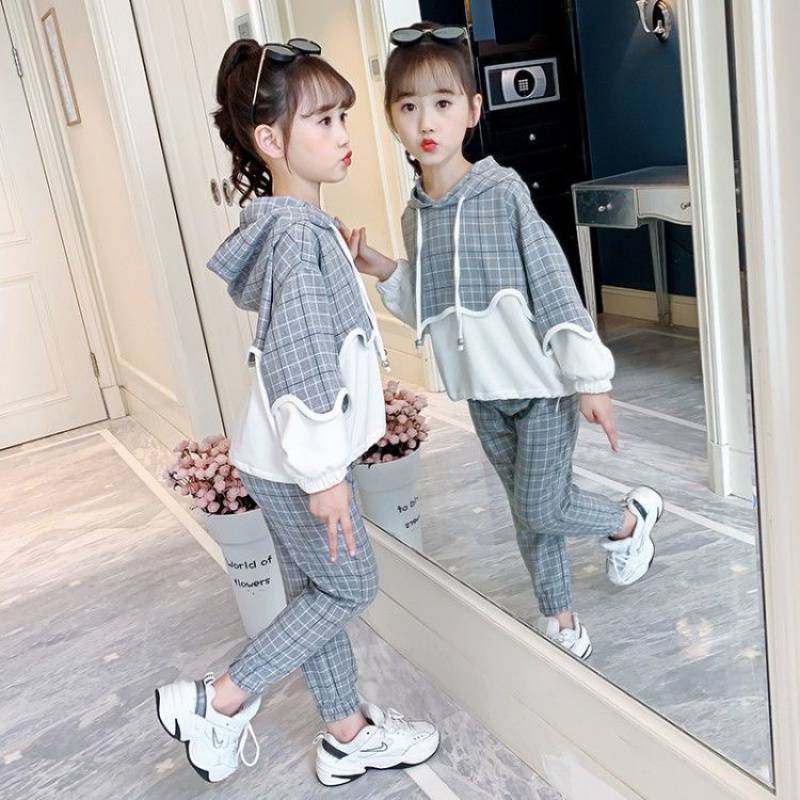 Ensemble de sport et de loisir à carreaux pour enfants tendance