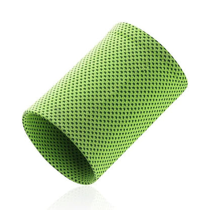 Cold-Sensing Sports Wristbands – Ice Silk Cooling Sweatbands
