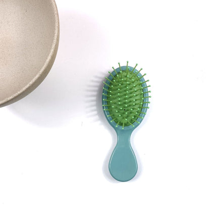 Mini-brosse à coussin d'air - Bleu clair lisse - 14 * 6 - Un paquet