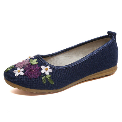 Ethnic Style Embroidered Shoes