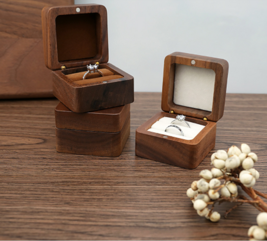 Boîte de rangement portable en bois pour bagues de voyage