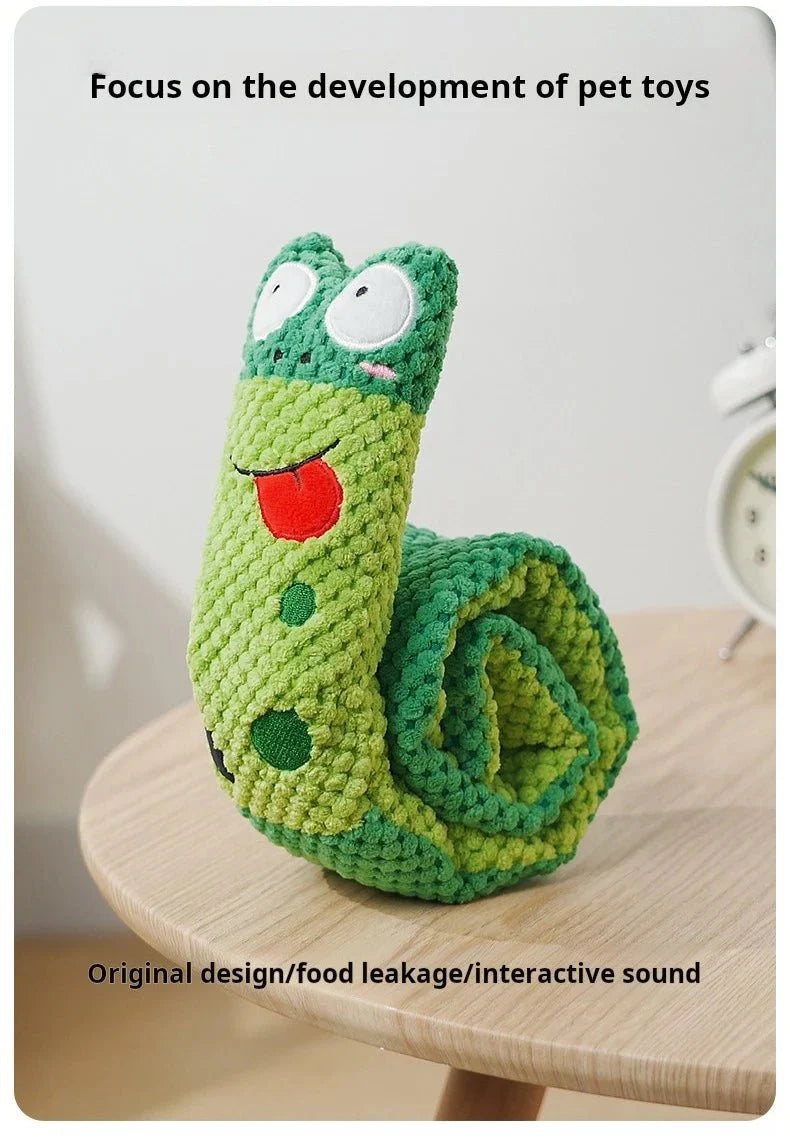 Dog Puzzle Feeder Plush Toy – Interactive Snail Design