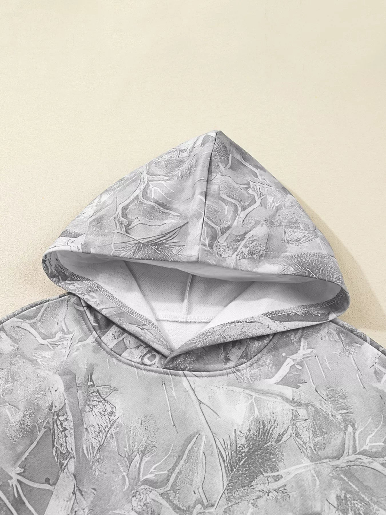 Sweat à capuche sportif oversize imprimé camouflage boisé