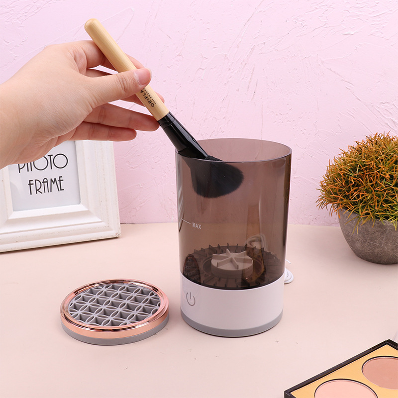 Makeup Brush Cleaner – Electric Rechargeable Brush Spinner for Fast, Effortless Cleaning & Drying