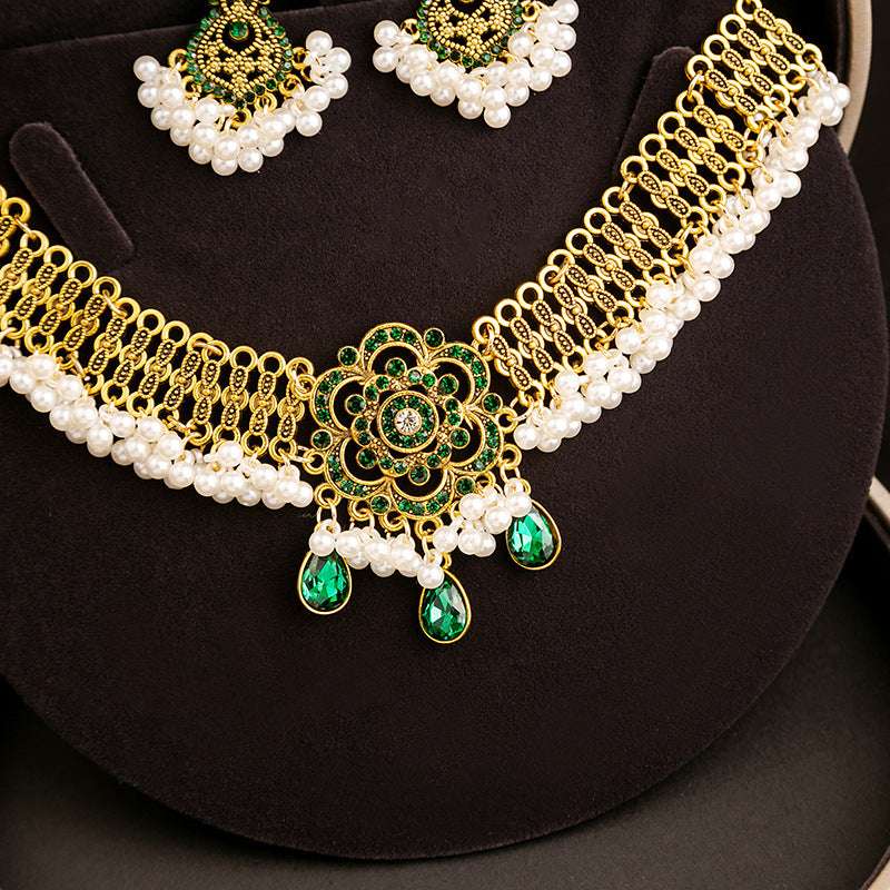 Women's Vintage Moonstone Necklace Pearl Earrings Set