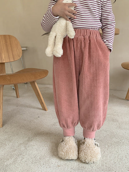 Children's Feet, Close-up Warm Corduroy And Velvet Pants Boys And Girls Leisure
