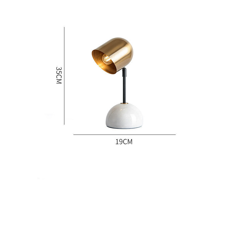Lámpara de mesa de hotel, modelo de metal y mármol simple