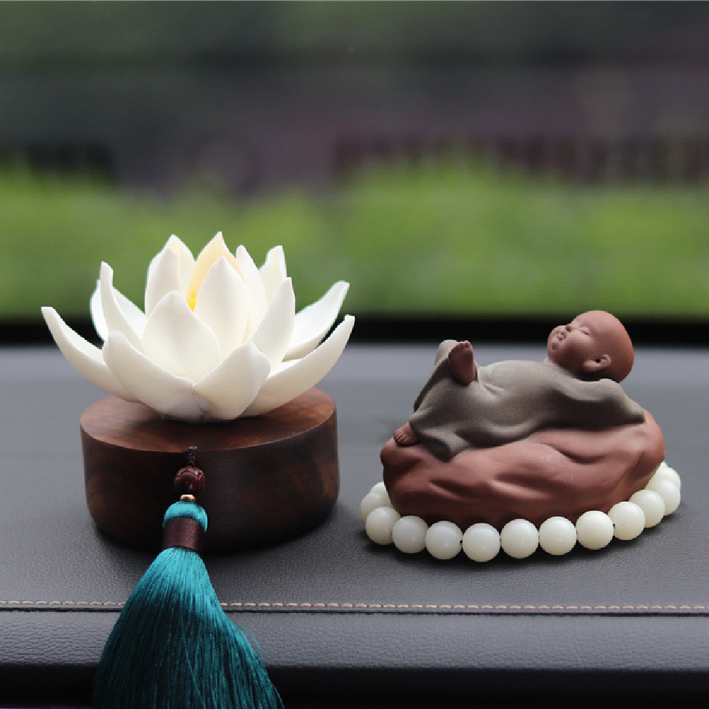 Black Walnut Aromatherapy Car Perfume Pendant