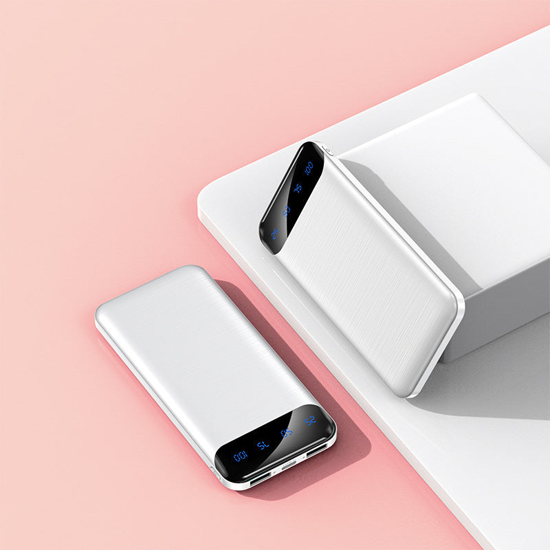 Batterie externe bidirectionnelle à charge rapide et très grande capacité