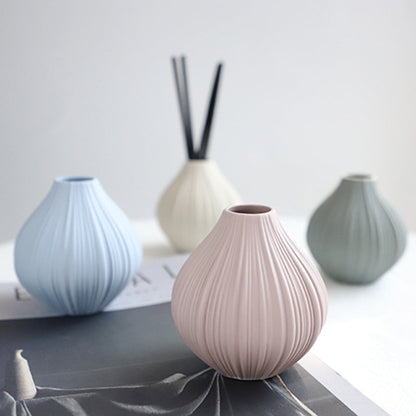 Mini Ceramic Vase Modern Minimalist Dining Table
