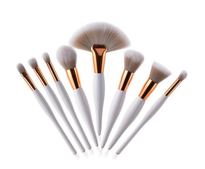 Ensemble de 8 pinceaux de maquillage – Manche noir et tubes argentés | Pinceaux professionnels à poils doux