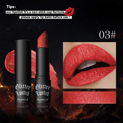Labial mate aterciopelado de larga duración e hidratante