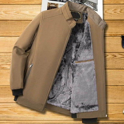 Luxury Men’s Warm Fleece Jacket – Windproof, Rainproof, and Snowproof Overcoat