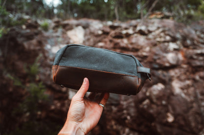 Trousse de toilette en toile