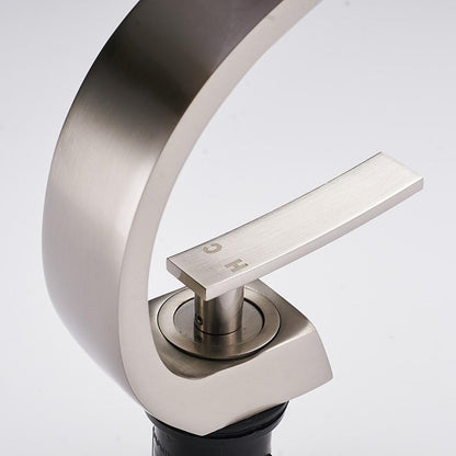 Marie-Antoinette Single-Hole Bathroom Faucet