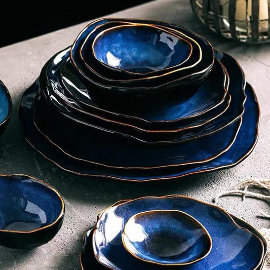 Service de table en porcelaine européenne bleue (assiettes et bols)