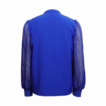 Top azul real brillante con malla de diamante y empalmes
