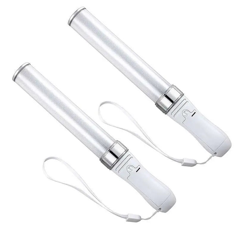 Dos varitas luminosas LED blancas con correas para la muñeca