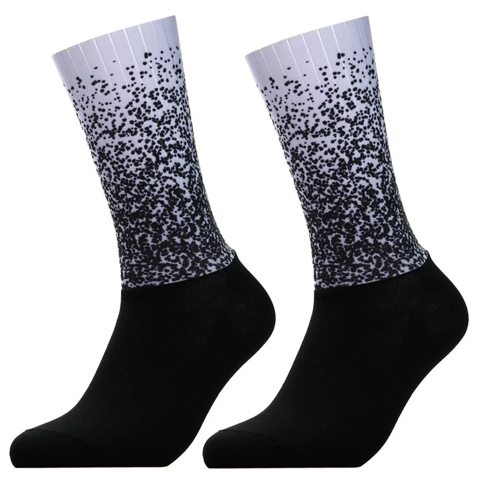 Unisex Anti-Slip Aero Cycling Socks – Silicone-Striped Knee-High Sports Socks