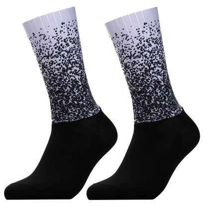 Unisex Anti-Slip Aero Cycling Socks – Silicone-Striped Knee-High Sports Socks