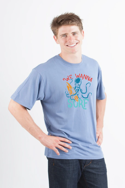 T-shirt graphique à manches courtes pour hommes en bambou/viscose et coton biologique "We Wanna Surf"